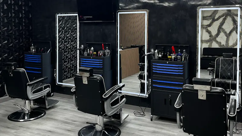Hassan's Barbershop Ⅰ - Barbería en Ripollet - foto 2
