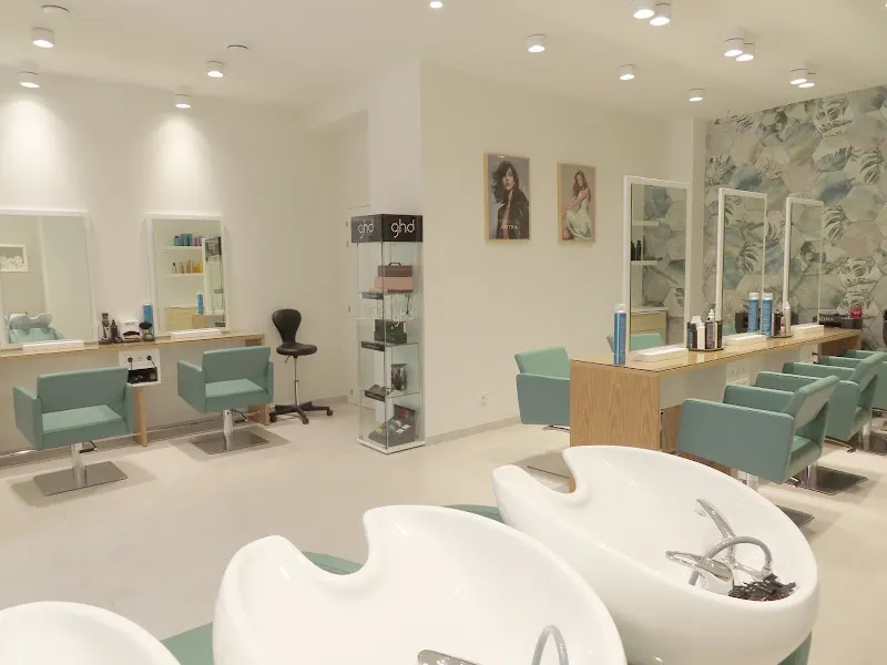 ANGELES CATALÁ. Peluquería Unisex - Jávea