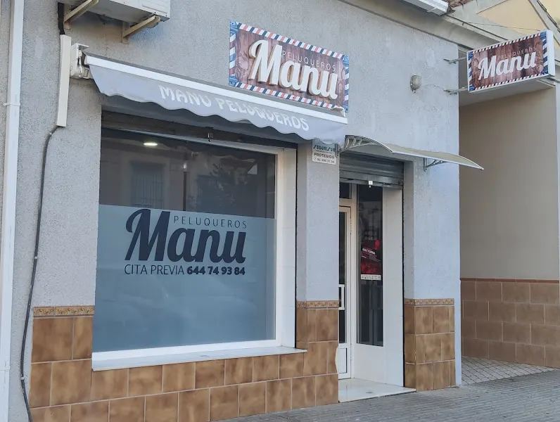Manu Peluqueros - Peluquería en La Rinconada - foto 2