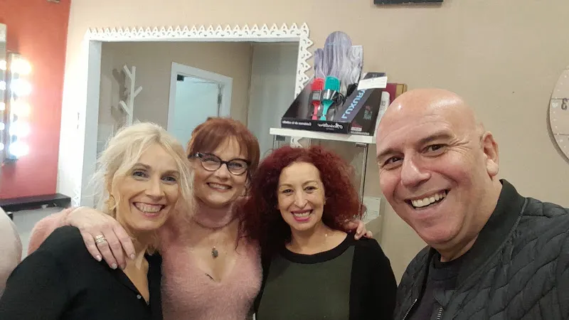 Peluqueria & Estetica Adrian - Burjassot