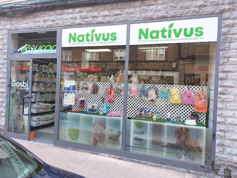 Nativus Roycan · Peluquería canina, alimentación y accesorios - Peluquero de mascotas en Mieres - foto 2