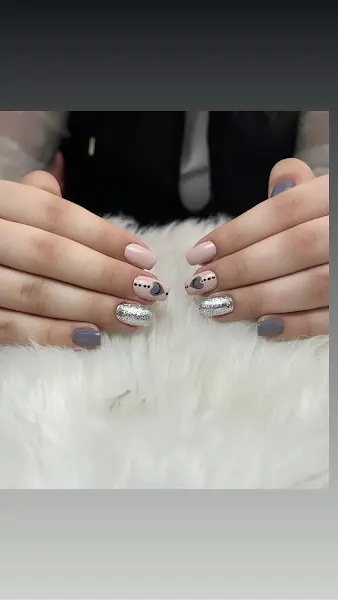 Lovin Nails - Mieres