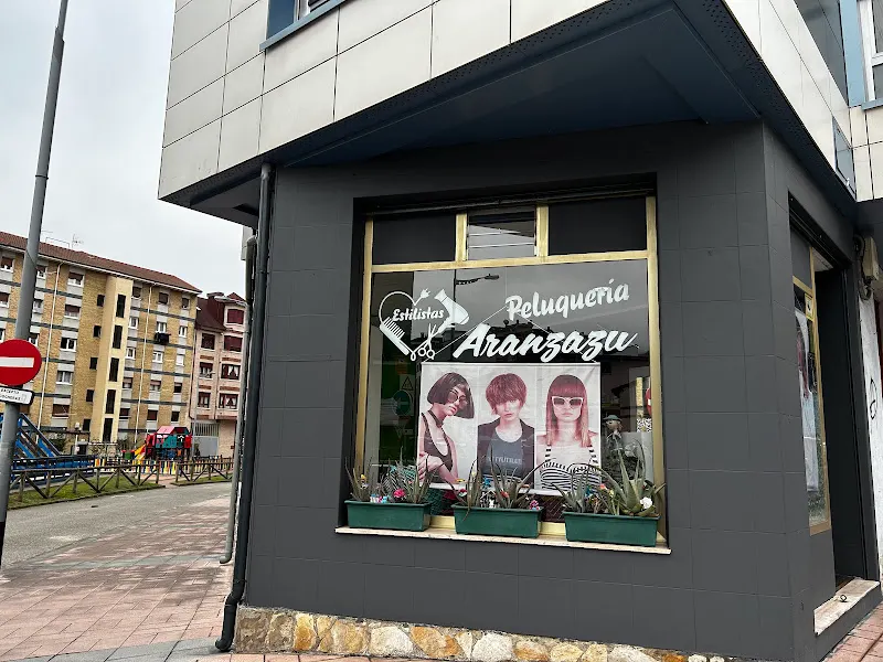 Peluquería Trucos - Peluquería en Mieres - foto 3