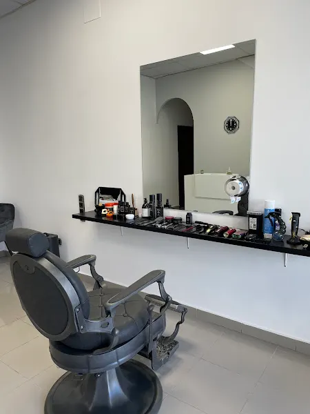 BARBERÍA JAVIER CID - Barbería en Don Benito - foto 2