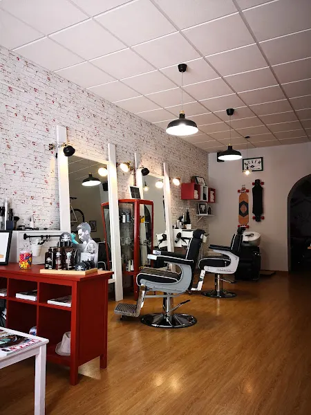 Novem barbershop & street clothing - Tomelloso