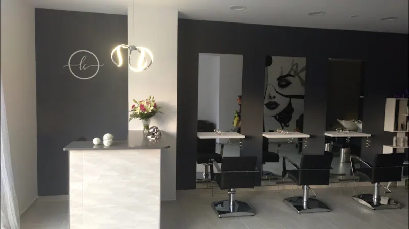 LAURA CLARES - SALON de BELLEZA - Mazarrón
