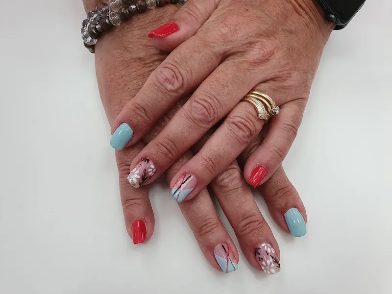 Mailin's Peluquería Y Manicura - Mazarrón