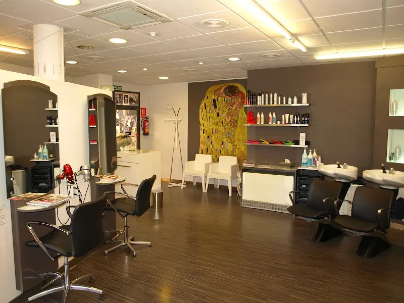 Pisaverdines Peluquería y Estética - Teruel