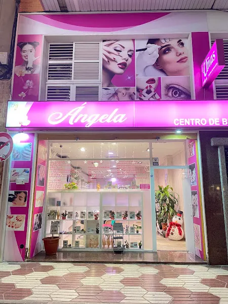 Ángela salón de uñas Santa Pola ———Nails en Santa Pola