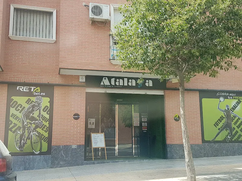 Sala de juegos 777 Cieza sport bar y café - Bar en Cieza - foto 2