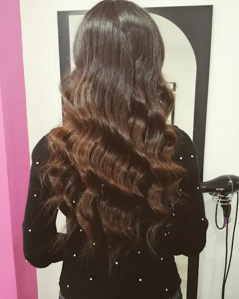 ANGELA VARELA peluquería - Villena