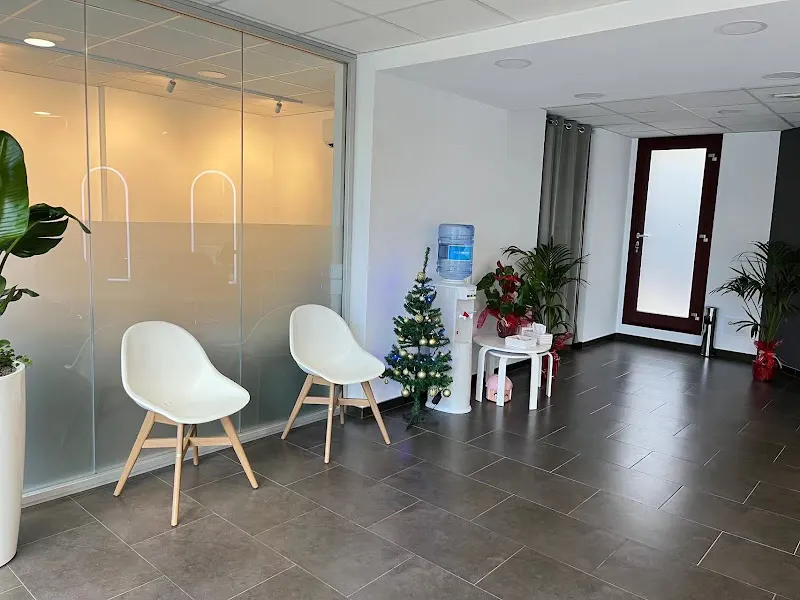Peluquería Loreto - Peluquería en Olot - foto 3