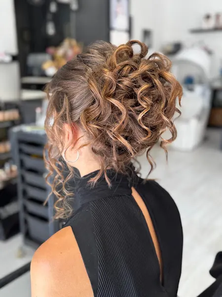 Susana Llera estilismo y belleza - Colunga