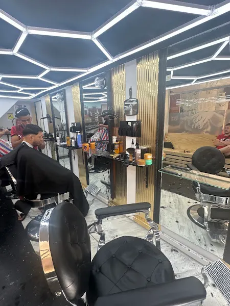 Entrevías Barbers - Barbería en Tortosa - foto 2