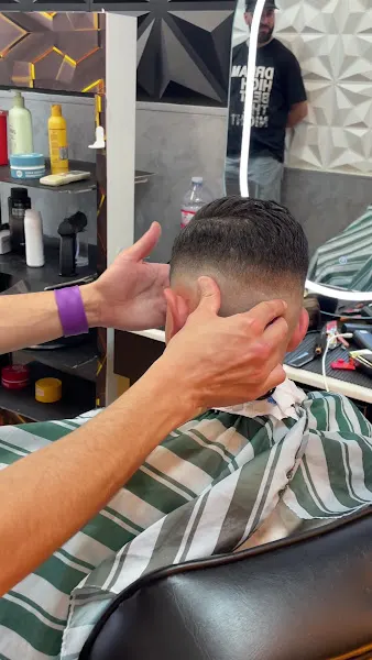 BARBER SHOP GOLD - Barbería en Tortosa - foto 2
