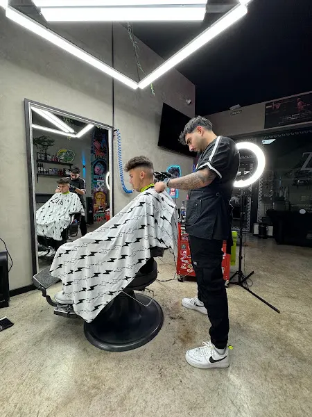 ZEUS BARBERIA