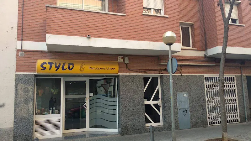 Peluqueria Stylo - Peluquería en Santa Coloma de Gramenet - foto 2