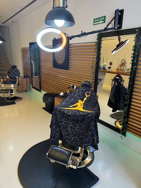 Jarque Barber Salon