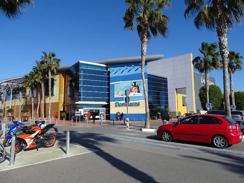 Centro Comercial Dos Mares - Centro comercial en San Javier - foto 2