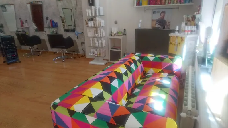 Peluquería Y Solarium Lorat