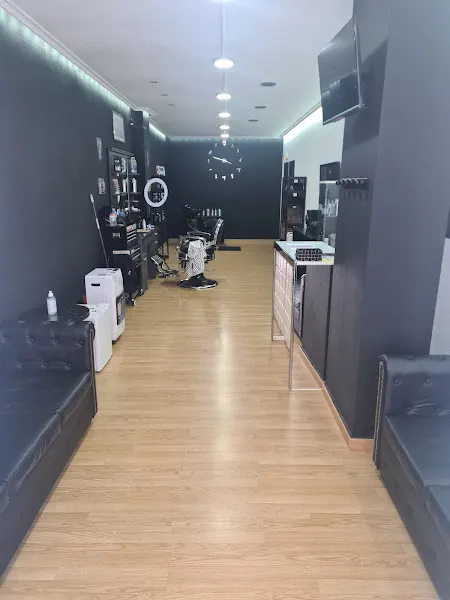 Yuma BarberShop - Barbería en San Andres del Rabanedo - foto 3