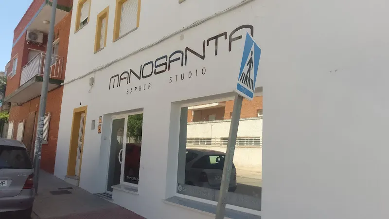 MANOSANTA BARBER STUDIO - Barbería en Alcázar de San Juan - foto 2