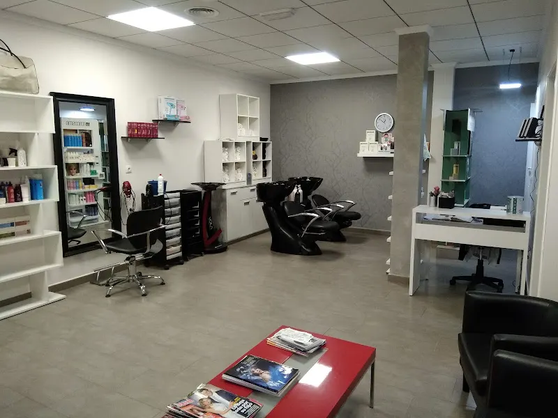 Peluqueria Fatima - Peluquería en Alcázar de San Juan - foto 2