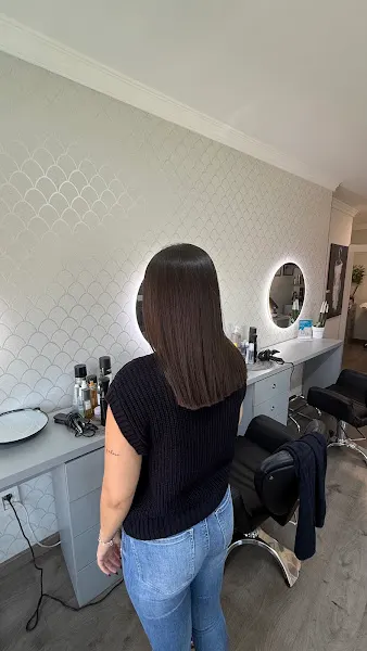 Glamour Peluqueros