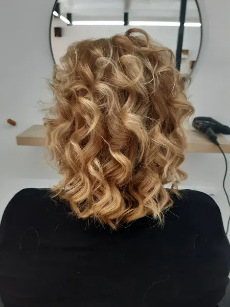Salon de belleza Bellas - Pilar de la Horadada