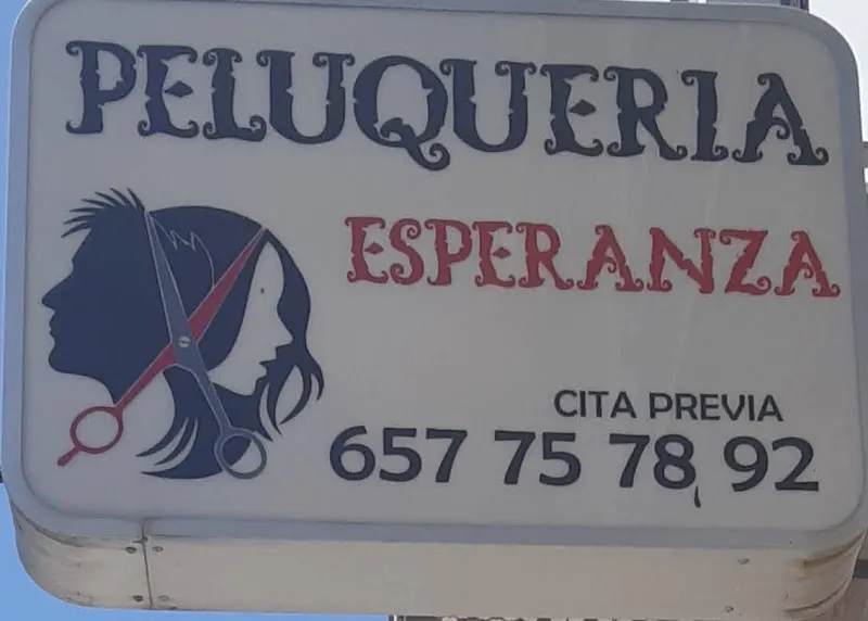 Esperanza - Peluquería en Coria del Rio - foto 2