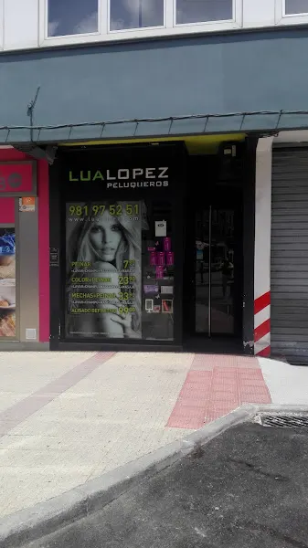 Lua López Peluqueros