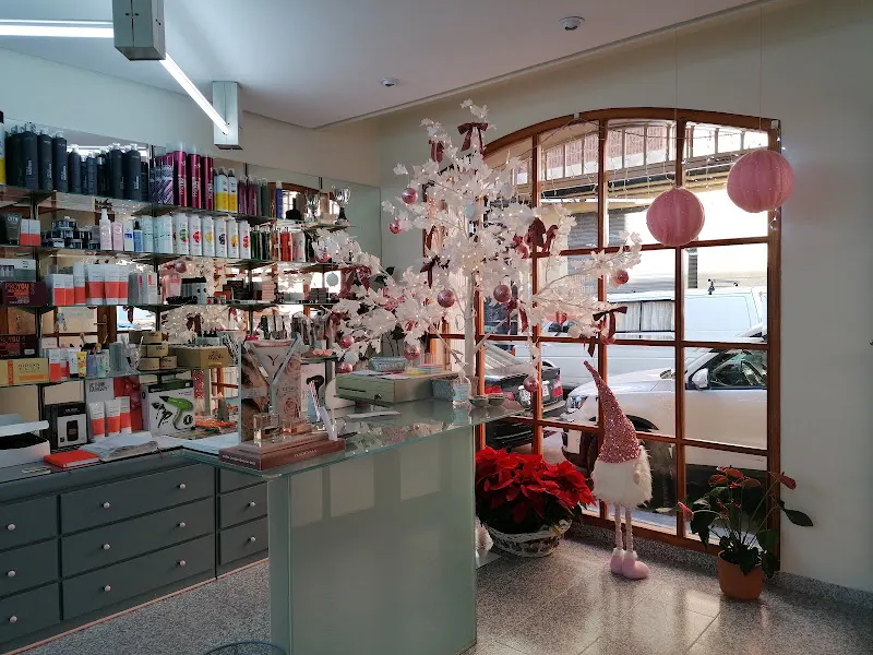Peluquería Carla - Peluquería en Alaquàs - foto 2