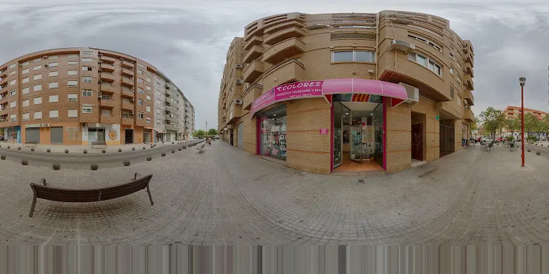 Colores Alaquàs - Tienda de suministros para peluquería en Alaquàs - foto 2