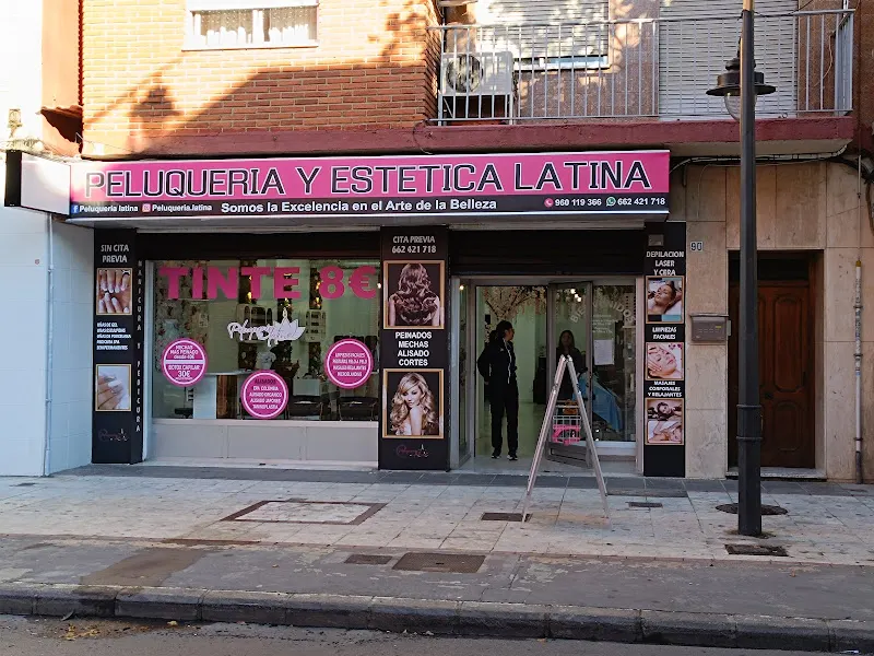 Peluquería y Estética Latina