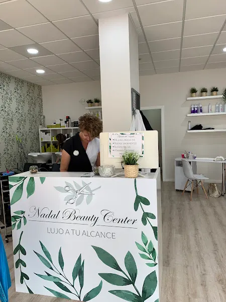 Beauty Center - Peluquería en Rota - foto 2