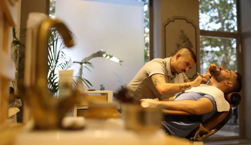 Rafa Cucarella, Peluquería-Barbería - Xàtiva