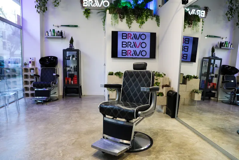 Peluquería paris - Barbería en Mahón - foto 3