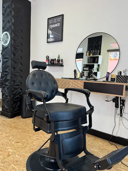 Hamsa Barber - Barbería en Sueca - foto 2