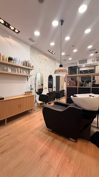 KOA hair studio - Peluquería en Galdakao - foto 2