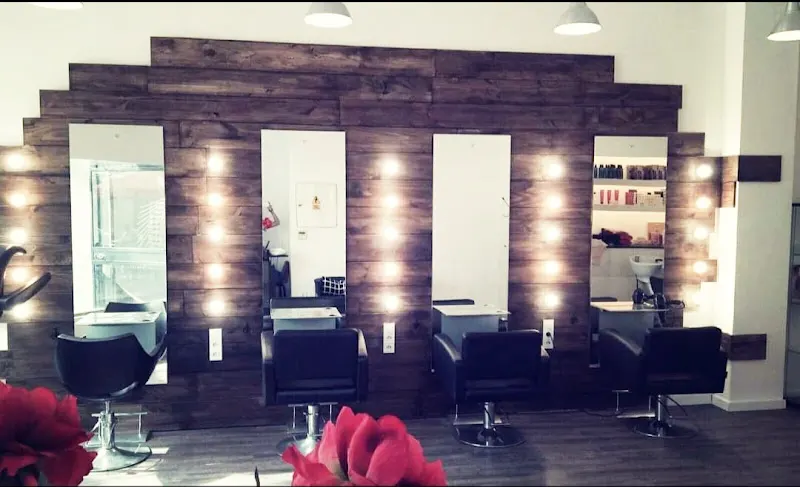 Peluqueria y estética Sete Cuevas