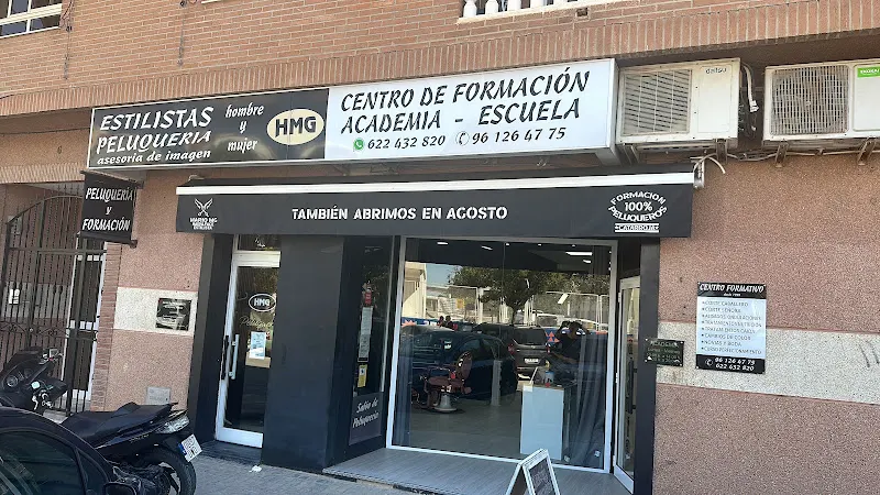 Peluquería unisex y Academia de Peluquería HMG Catarroja - Centro de formación profesional en Catarroja - foto 2
