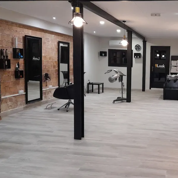 9 Look - Peluquería en Sallent - foto 2