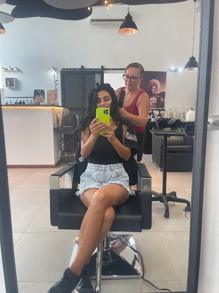 La niña hair Salon - Sant Josep de sa Talaia