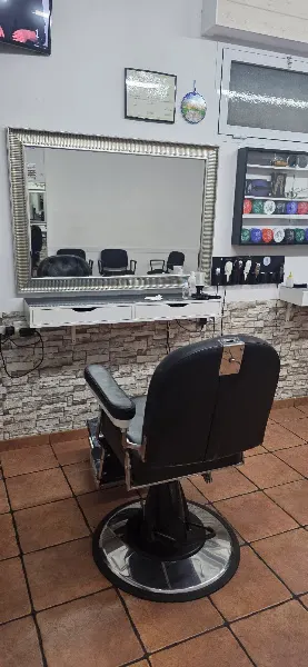 Perruqueria Martorell - Peluquería en Martorell - foto 2