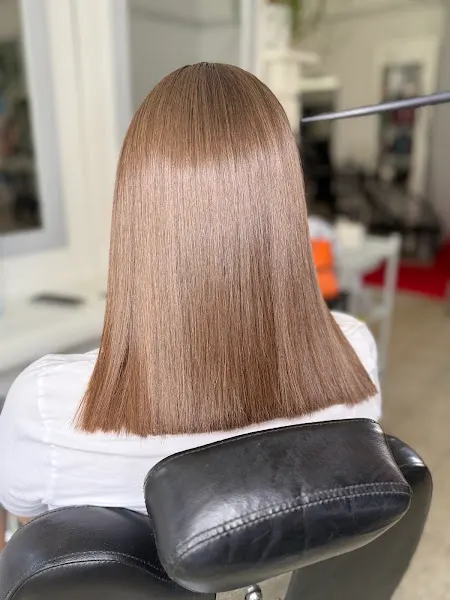 Estética Éliste Studio - Salón de belleza y peluquería - Martorell