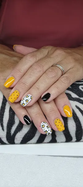 Lourdes Angulo Centro & Belleza - Centro de estética en Camas - foto 2
