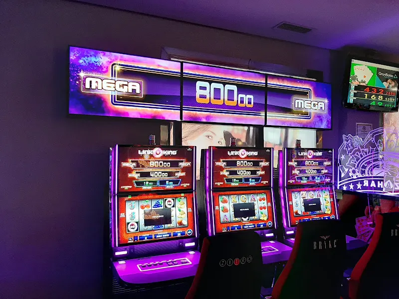 Bluemagic Salón de Juego - Casino en Almuñécar - foto 2