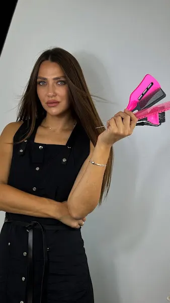 IR_A KONEVA PELUQUERÍA