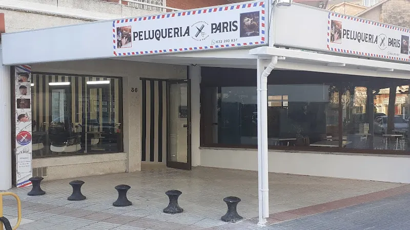 (Peluquería PARIS /// Aberta todo elaño ) (calle mayor Salou) - Peluquería en Salou