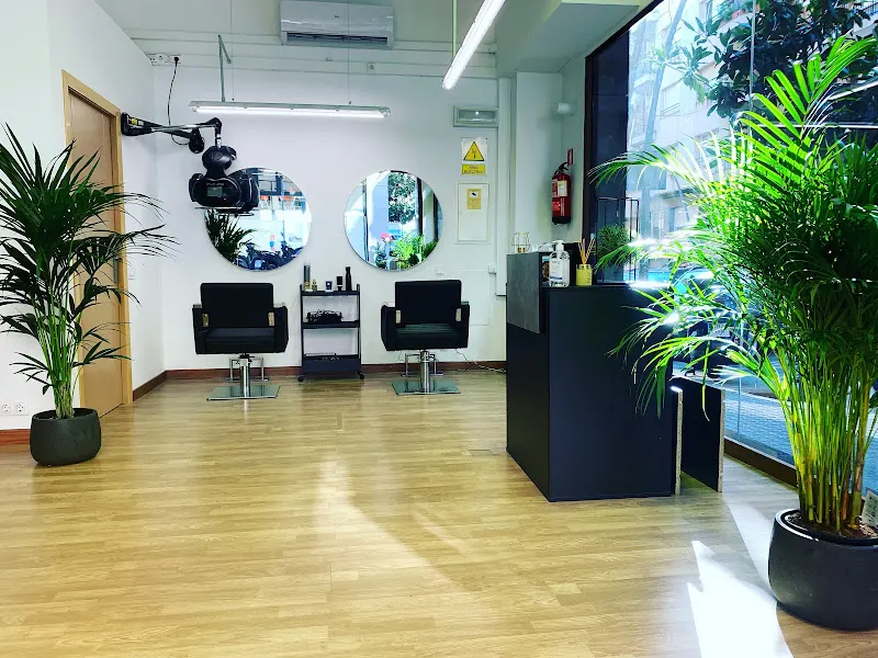 Marques Perruquers - Peluquería en Barcelona - foto 2